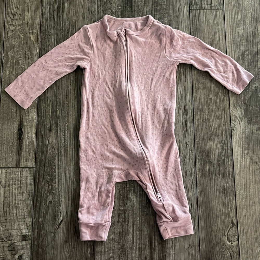 Cloud island onsie 3/6mo softest fabric!
